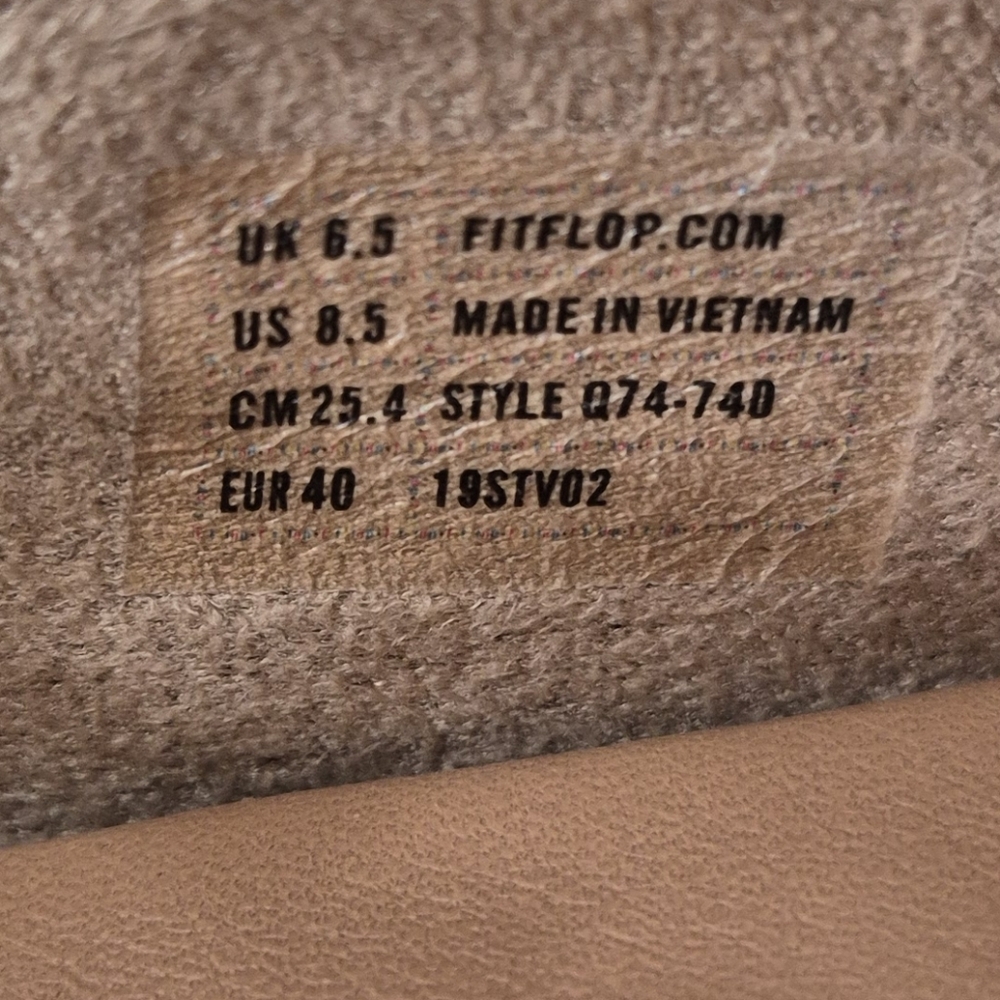 FitFlop Women's Tan Ballet Flats - Picture 12 of 13